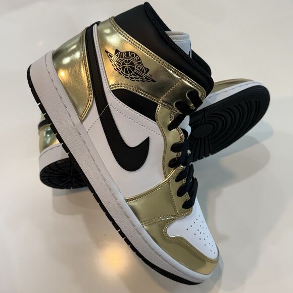 Air Jordan 1 Mid \